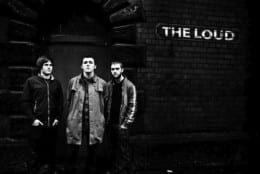 Album: The Loud - Harris Shutter