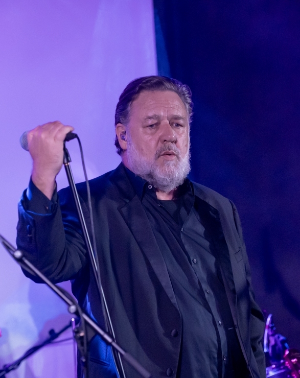 Russell Crowe's Indoor Garden Party